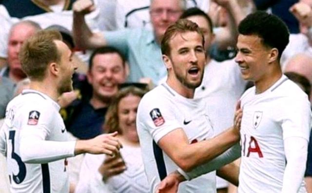 次比赛中展 次比赛中展