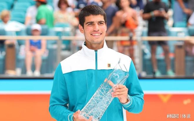 员进行了比 员进行了比